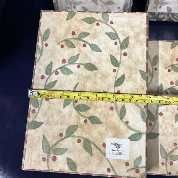 Set Of 3 Christmas Santa Nesting Gift Boxes Cardboard - Picture 9 of 16